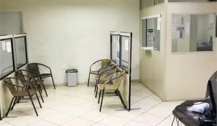 Prédio comercial próximo ao metrô Armênia, 2 pavimentos, totalmente equipado para sua empresa.