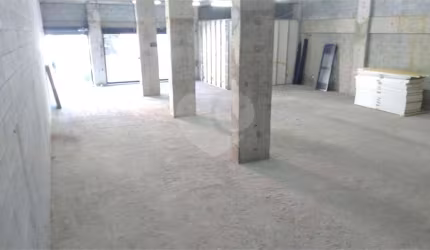 SALÃO COMERCIAL - 8 MINUTOS METRÔ PARADA INGLESA - 370m²