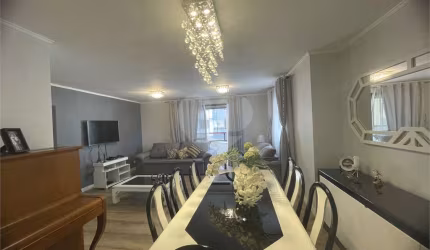 Excelente Apartamento na Região de Santa Terezinha, andar alto,  com 143 metros de área útil