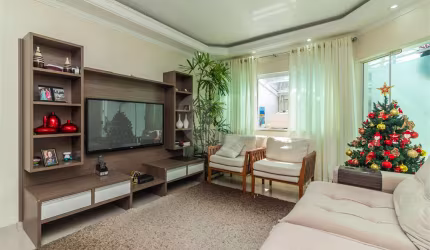 Excelente sobrado seminovo PORTEIRA FECHADA com 180m², local nobre no Jardim São Paulo