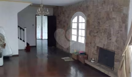 Sobrado com  500 m²  à venda na Casa Verde