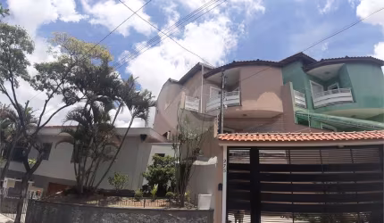 SOBRADO 3 DTS 3 SUITES 3 VAGAS PRÓXIMO AVENIDA GUAPIRA E METRO TUCURUVI