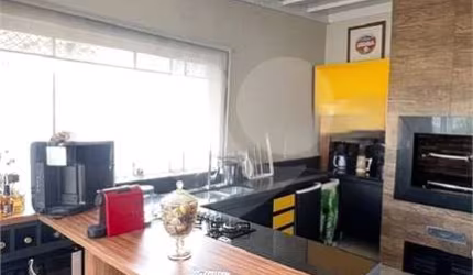 Cobertura duplex de 177m² com 3 quartos em Santa Terezinha