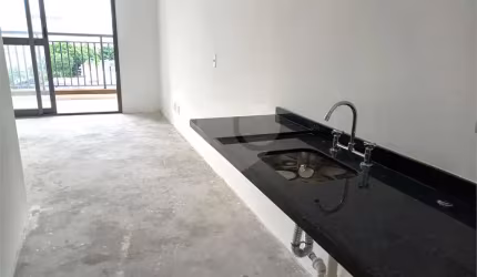Studio de 28m²  com lazer completo a 400m do metrô Tucuruvi