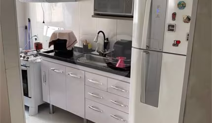 Apartamento a venda no Butantã com 2 dorms, sala, cozinha e banheiro