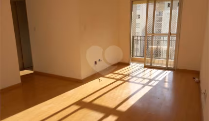 Apartamento c/3 dormitórios, 1 banheiro, 1 vaga fixa e Lazer de clube-Vila Guilherme