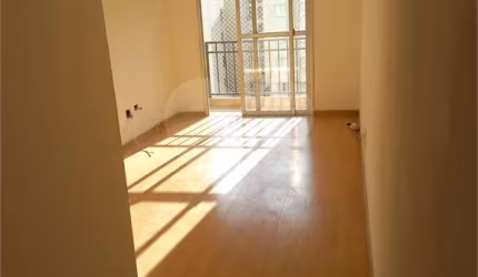 Apartamento c/3 dormitórios, 1 banheiro, 1 vaga fixa e Lazer de clube-Vila Guilherme