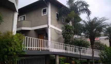 CONDOMÍNIO FECHADO - SOBRADO 94M² 03 DORMITÓRIOS SENDO 01 SUITE  02 VAGAS FIXAS PARARELAS - IMIRIM