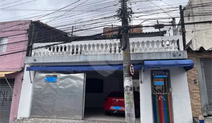 Sobrado residencial e comercial, com 3 vagas no Jardim Fontalis
