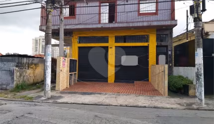 GALPÃO E LOJA DE 400 M² A VENDA NO BAIRRO CHORA MENINO , TRIFÁSICO, 02 BANHEIROS,