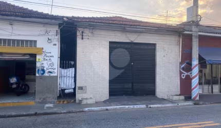 Ponto comercial com residência próximo ao Metrô Tucuruvi