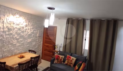 condominio fechado/ metro Parada Inglesa