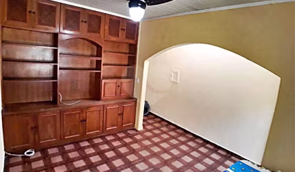 CASA TÉRREA A VENDA NO JARDIM SÃO PAULO - PRÓX. AO METRÔ - 3 DORMS (1 SUÍTE) E 2 VAGAS DE GARAGEM