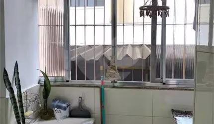 Apartamento em Santana com 2 dormitórios sem vagas de Garagem