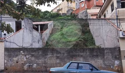 Terreno no Jardim Guapira