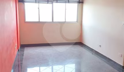 Apartamento-São Paulo-CAMPO BELO | Ref.: REO916577