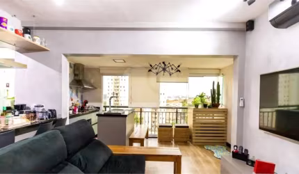 Apartamento a venda no Condomínio Chácara Cantareira Residencial