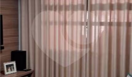 Sobrado no Tucuruvi com dois quartos.