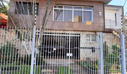 Casa assobradada no Jardim França 3 dormitórios