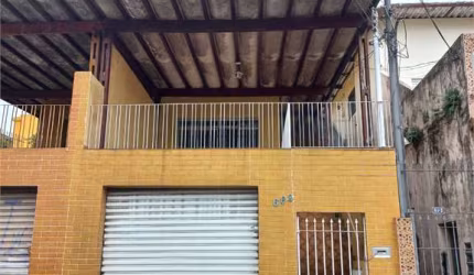Tucuruvi 2 sobrados à venda com 500 m² de terreno sendo 10x50 com 2 dormitórios 1 vaga cada um!!!