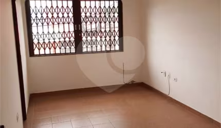 Venda de Sala Comercial na Avenida Coronel Sezefredo Fagundes