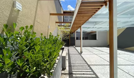 Maravilhosa casa com 190 m²