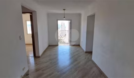 Apartamento à Venda 58m²| 2 Dormitórios| Sala para 2 Ambientes| 1 Vaga| Varanda em Santana