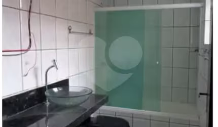 Casa Térrea com 2 Dormitórios sendo 1 Suíte 2 vagas Com Fácil Acesso ao Metrô e Shopping Tucuruvi!!