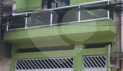 Sobrado na Vila Rica – Tremembé, 3 Dormitórios, 5 Vagas, 260m²!