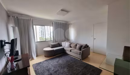Apartamento em PERDIZES com  107 m²