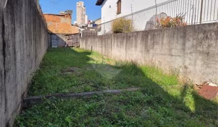 Terreno plano e limpo na Casa Verde com 161m2 de área total