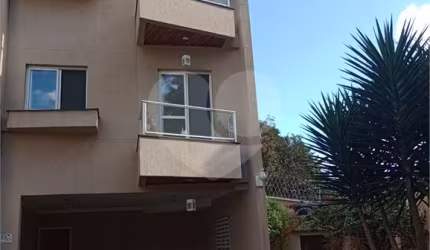 Sobrado em Condomínio Fechado – Excelente Localização