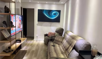 Casa Reformada com 3 Dormitórios e Excelente Área de Lazer