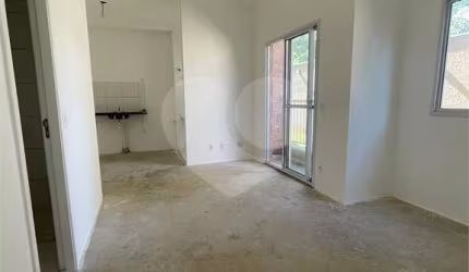 Apartamento próximo da estação Santa Marina