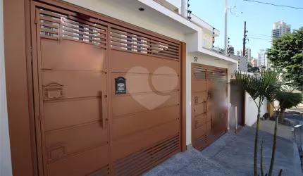 sobrado tres quartos sendo tres suite duas vagas  santana