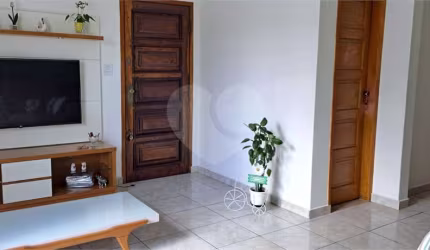 CASA TÉRREA SANTA TEREZINHA