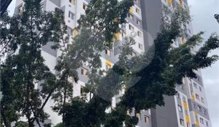 Apartamento 2 Dorms na SÉ (26º andar)