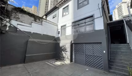 Casa Comercial - Próximo ao Metrô - Brooklin - Campo Belo - Venda / Compra / Aluguel / Locação