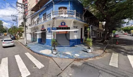 Espaço comercial de esquina, bem localização no Bairro de Santa Terezinha em Santana,