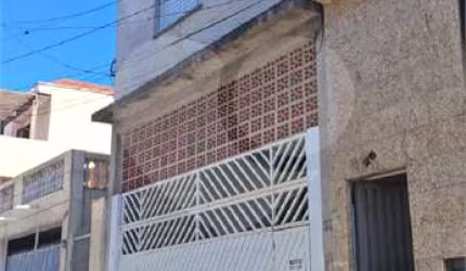 sobrado cinco quartos uma suite uma vaga tucuruvi