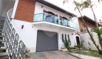 Sobrado a venda de 4 quartos 1 suíte 4 vagas no bairro Jardim Guapira