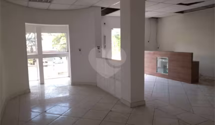 SOBRADO COMERCIAL - 5 VAGAS - PARA LOCAÇÃO NA LAPA