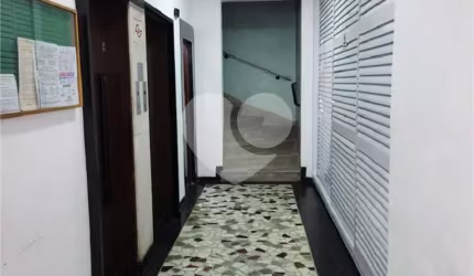 Stúdio na Barra Funda à venda.