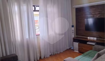 Casa à venda, Parada Inglesa, 3 quartos, garagem, ambientes espaçosos e bem distribuídos!
