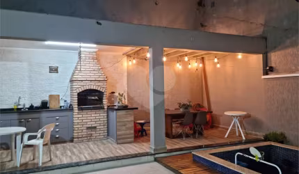 Linda casa de alto padrão no Jardim França