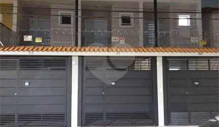 sobrados novos vila constança