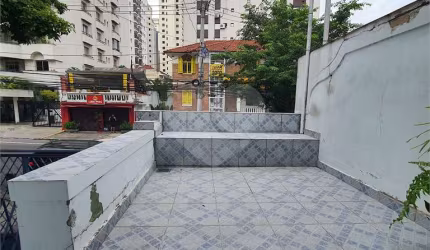 Casa Comercial 165m²  5 Salas e 2 vagas de garagem