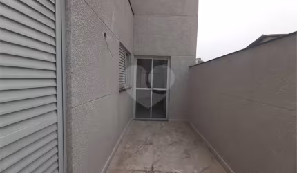 Apartamento TUCURUVI com 50,45m2, 2 quartos, sala, cozinha, banheiro, A.S., quintais, SEM vaga