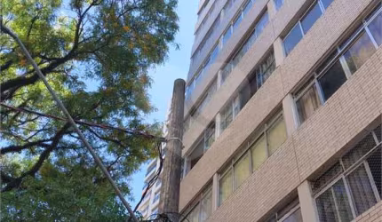 HIGIENÓPOLIS - APTO DE 2 DORMS REFORMADO