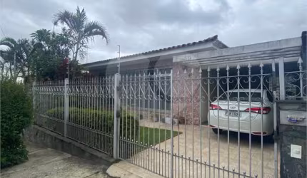 Casa Térrea com 3 quartos, 2 vagas,jardim e quintal – Próxima ao Metrô Tucuruvi e shopping Trimais